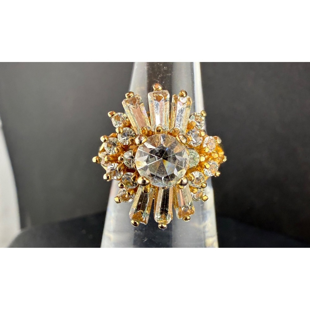 Vintage Cocktail Ring Signed Gold Tone Size 4